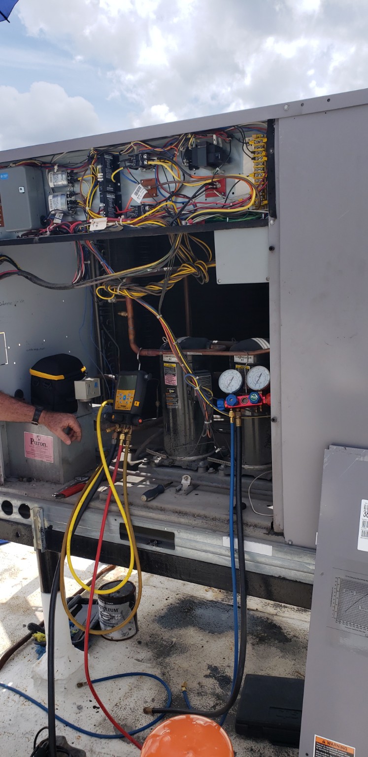 Commercial refrigeration system diagnostics and service instrumentation during retrofit